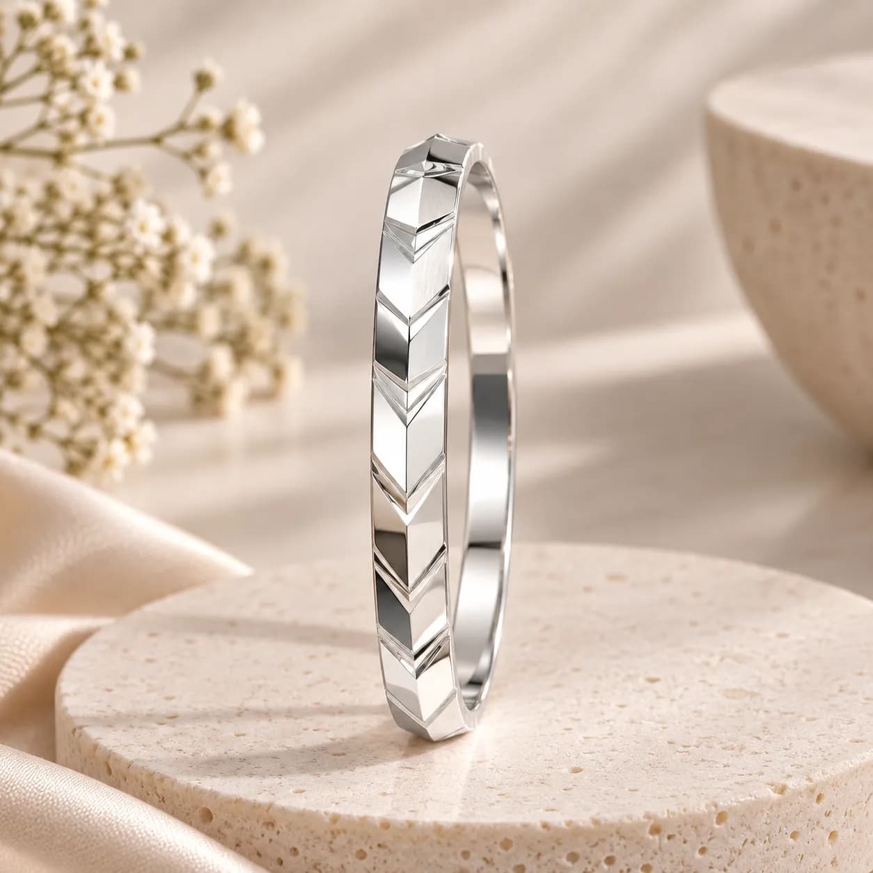 V-Faceted Kada KD-102 — silver men's kada